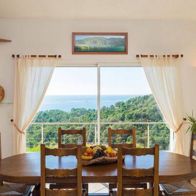location-villa-avec-piscine-solenzara-13