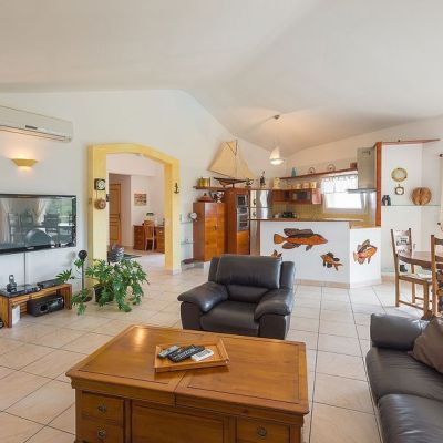 location-villa-avec-piscine-solenzara-21